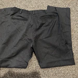 𝅺dark gray herringbone mens dress pants 30x30